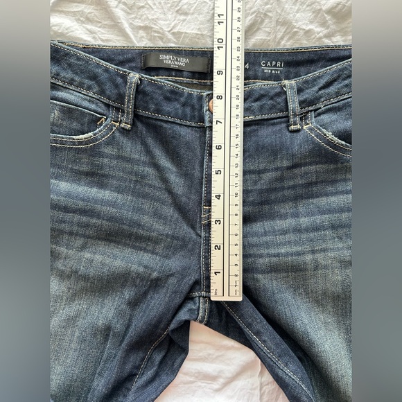 Simply Vera Vera Wang Denim Mid-Rise Capri Jeans Women’s Size 4 Darkwash - Picture 7 of 12